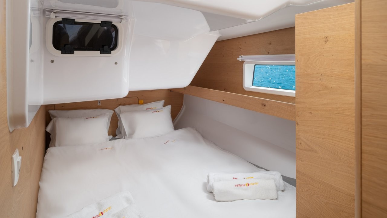 Elan Impression 45, Zara | Yacht Charter Croatia