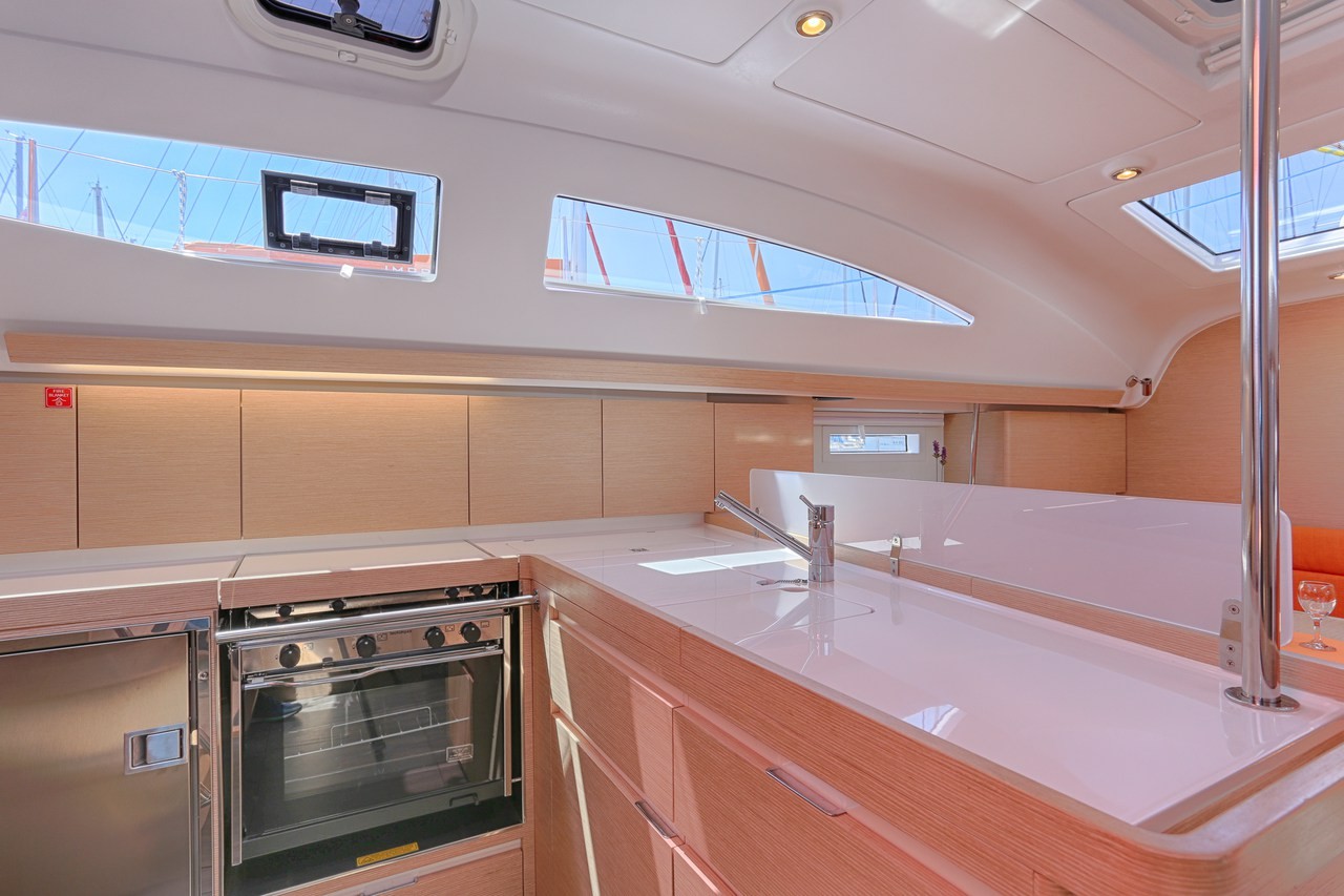 Elan Impression 45, Star | Yacht Charter Croatia