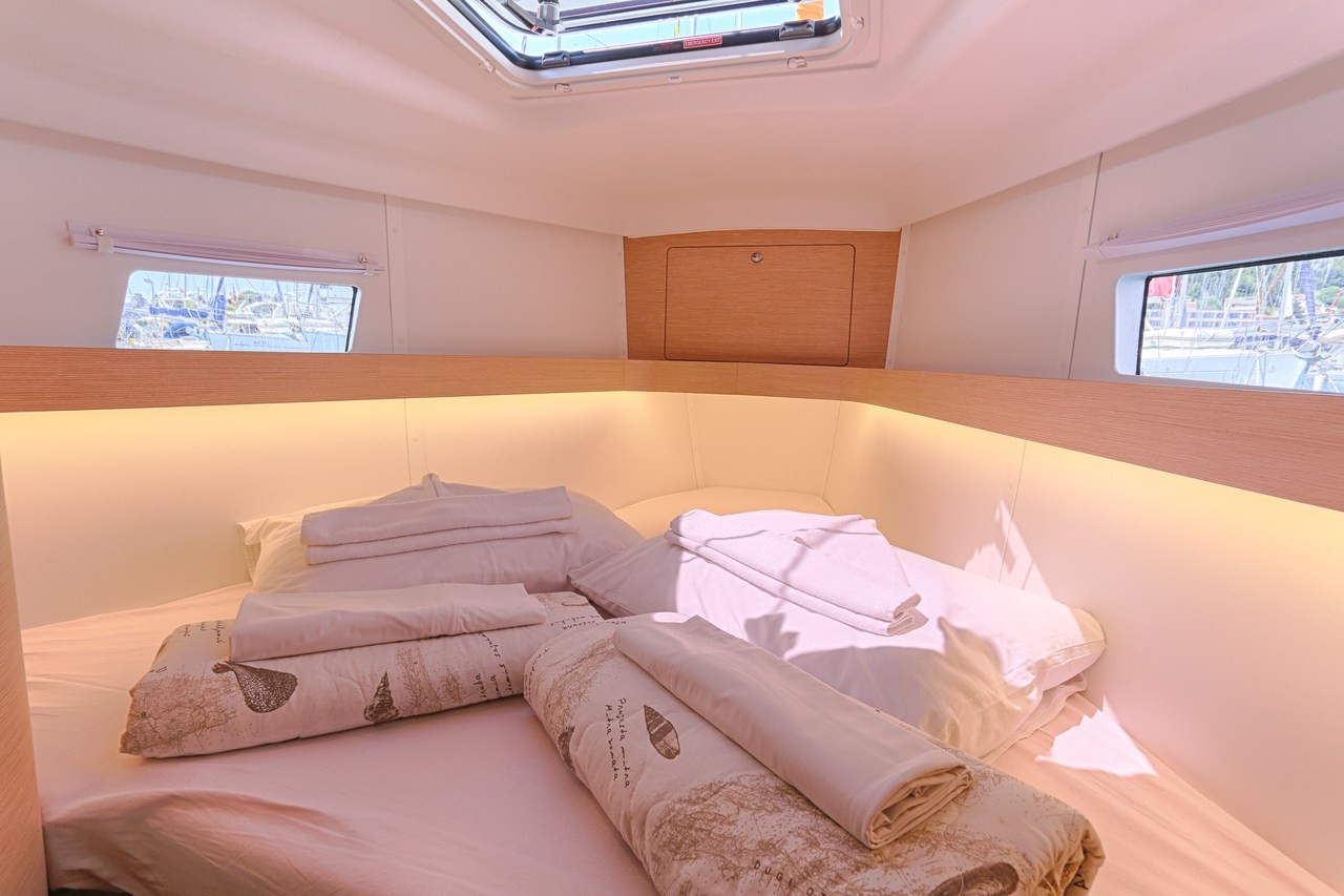 Elan Impression 45, Star | Yacht Charter Croatia