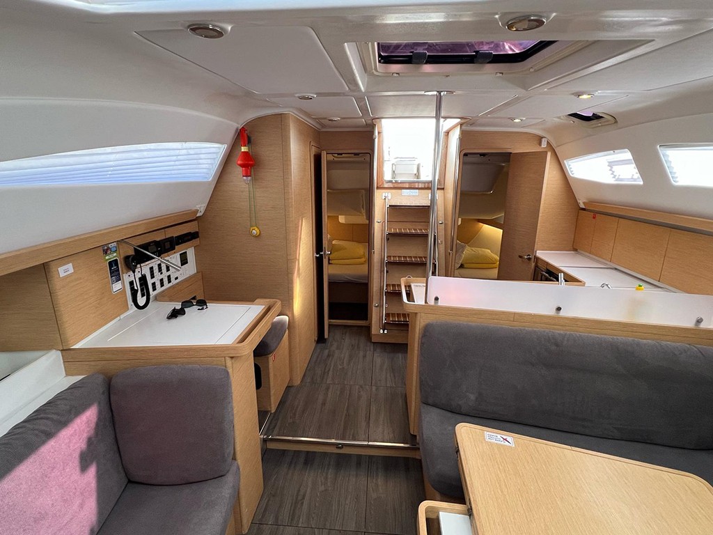 Elan Impression 45, Heidi | Yacht Charter Croatia