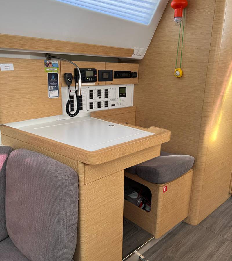 Elan Impression 45, Heidi | Yacht Charter Croatia