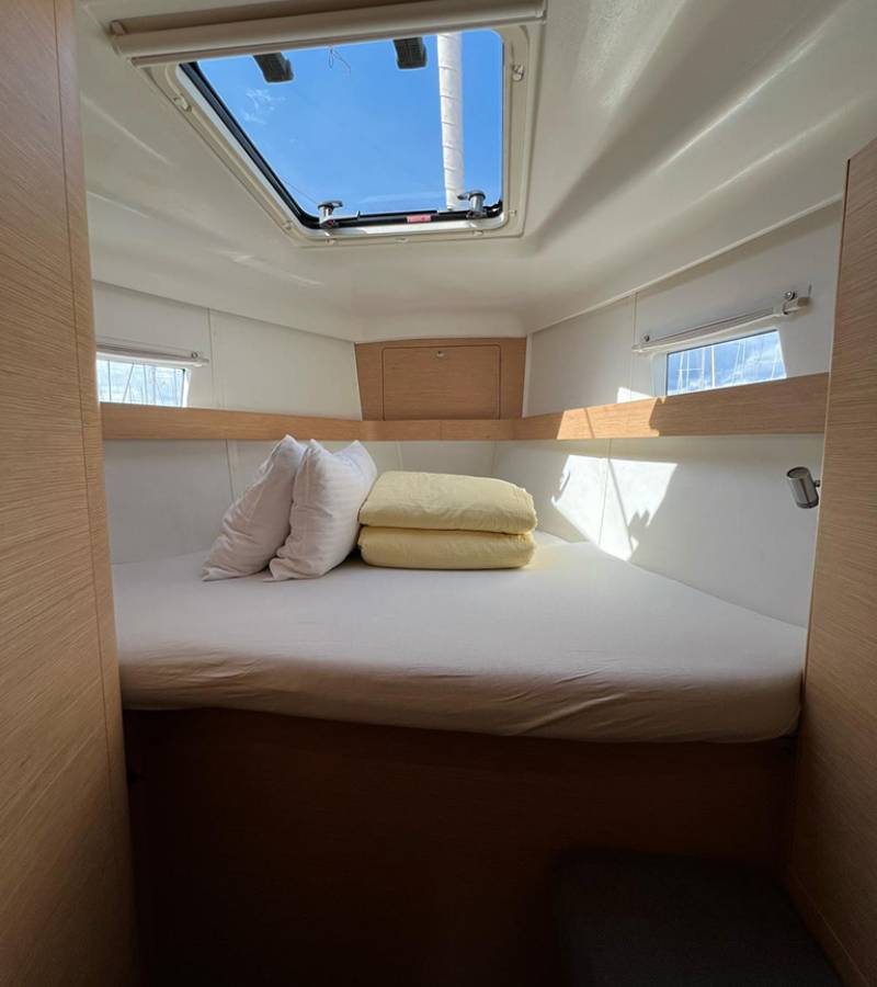 Elan Impression 45, Heidi | Yacht Charter Croatia