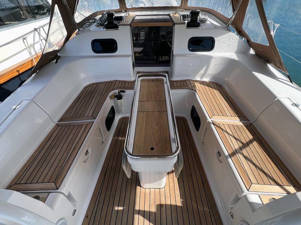 Elan Impression 45, Kaminari | Yacht Charter Croatia