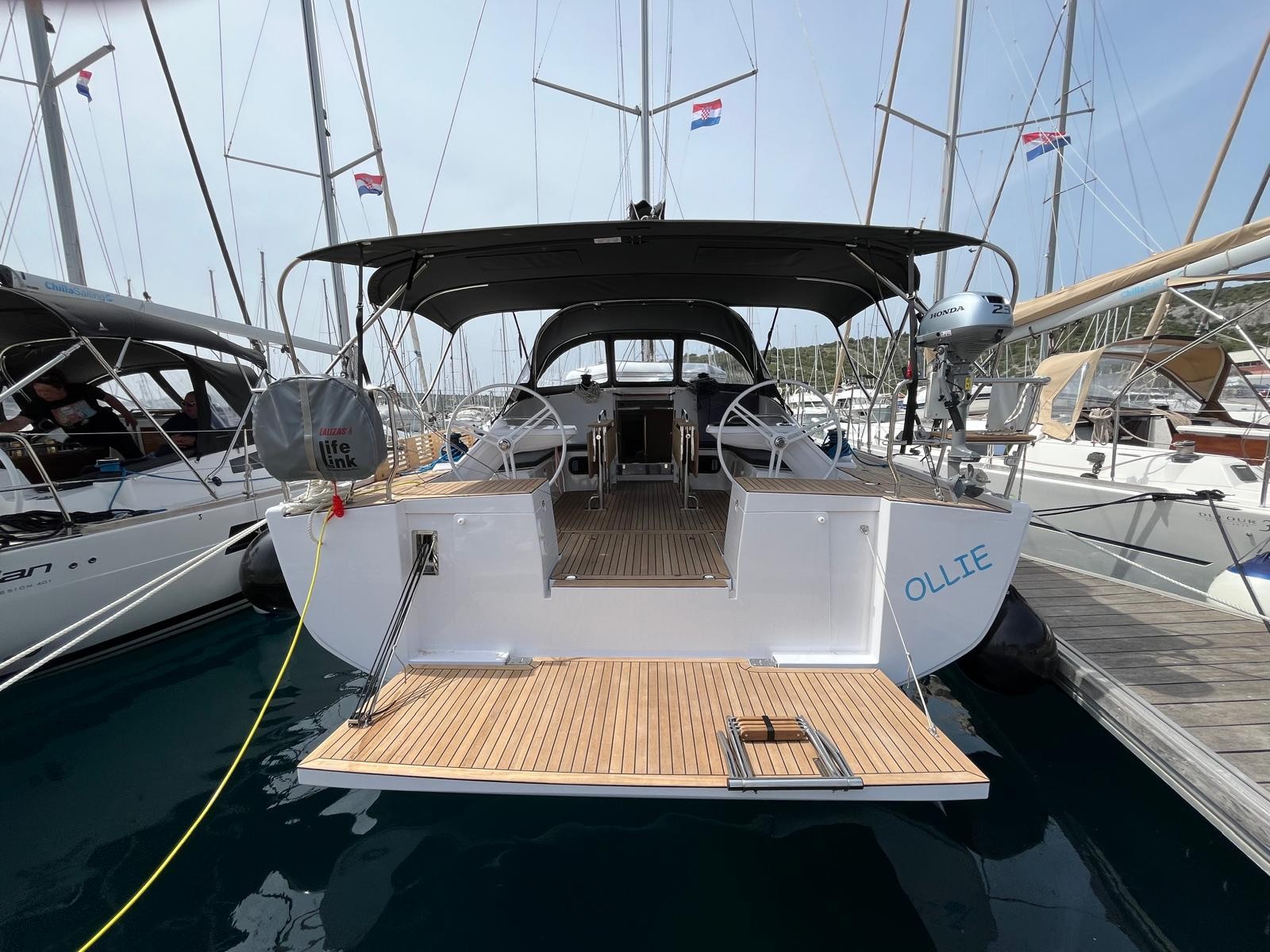 Elan Impression 45, Ollie | Yacht Charter Croatia