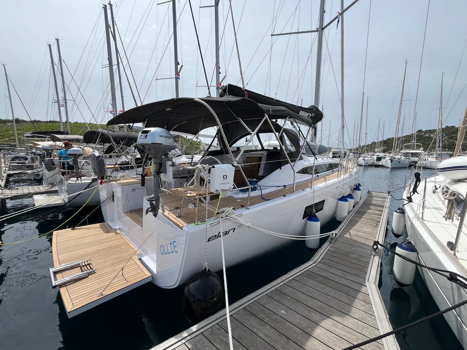 Elan Impression 45, Ollie | Yacht Charter Croatia