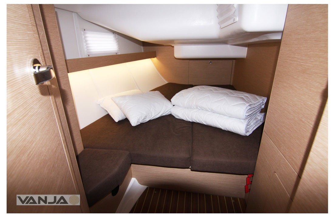 Elan Impression 45, Vanja | Yacht Charter Croatia