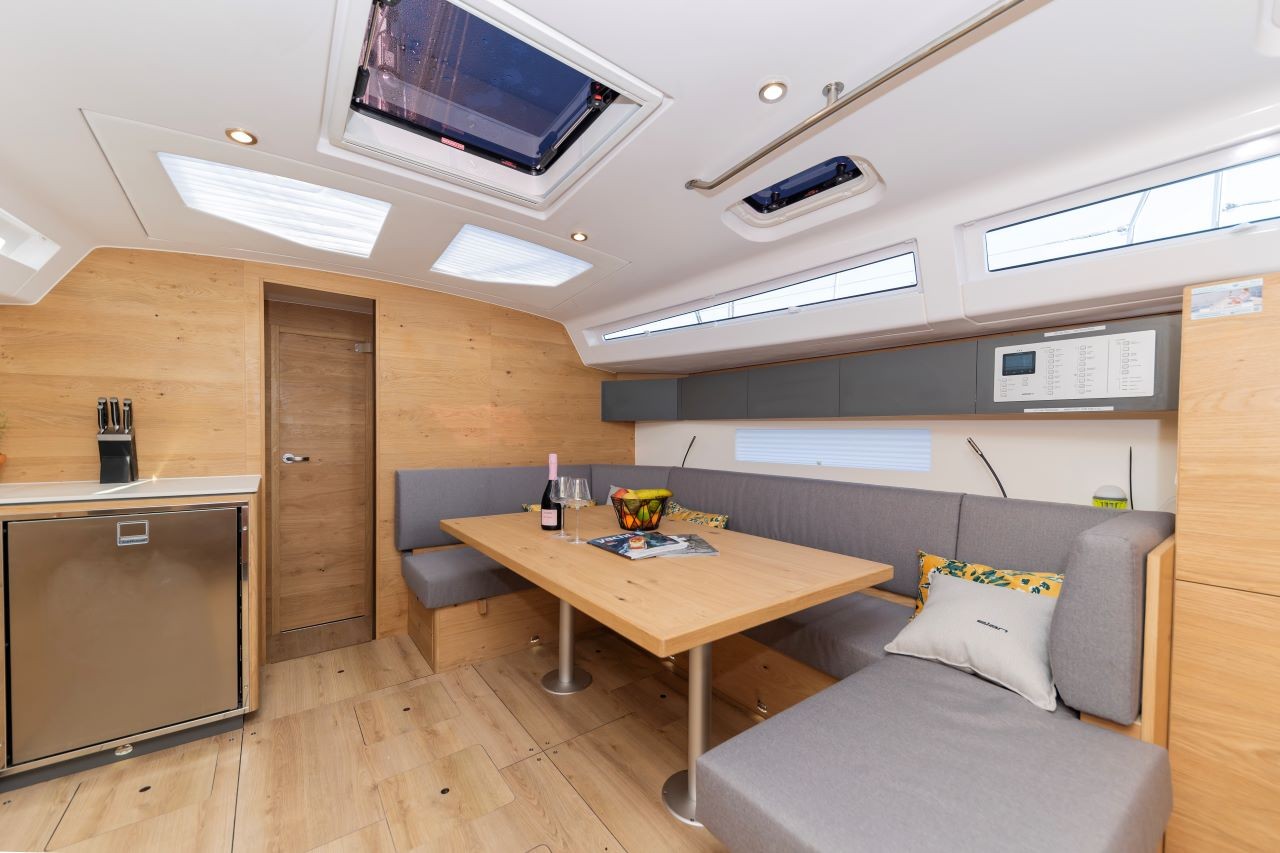 Elan Impression 45, Amaretto | Yacht Charter Croatia