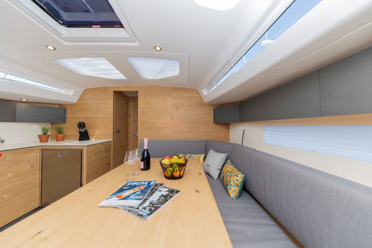 Elan Impression 45, Amaretto | Yacht Charter Croatia