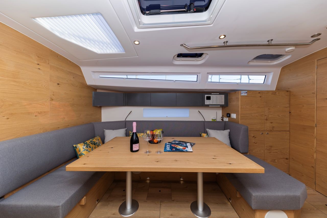 Elan Impression 45, Amaretto | Yacht Charter Croatia