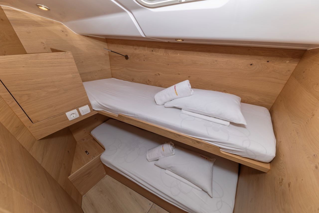 Elan Impression 45, Amaretto | Yacht Charter Croatia