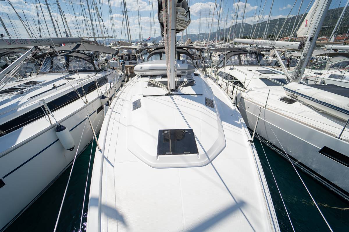 Elan Impression 45, Skipper's Girl | Yachtcharter Kroatien
