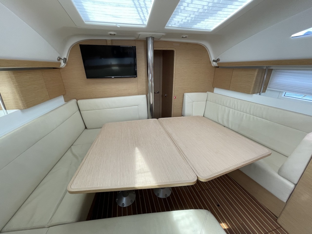 Elan Impression 45, Elysium | Yacht Charter Croatia