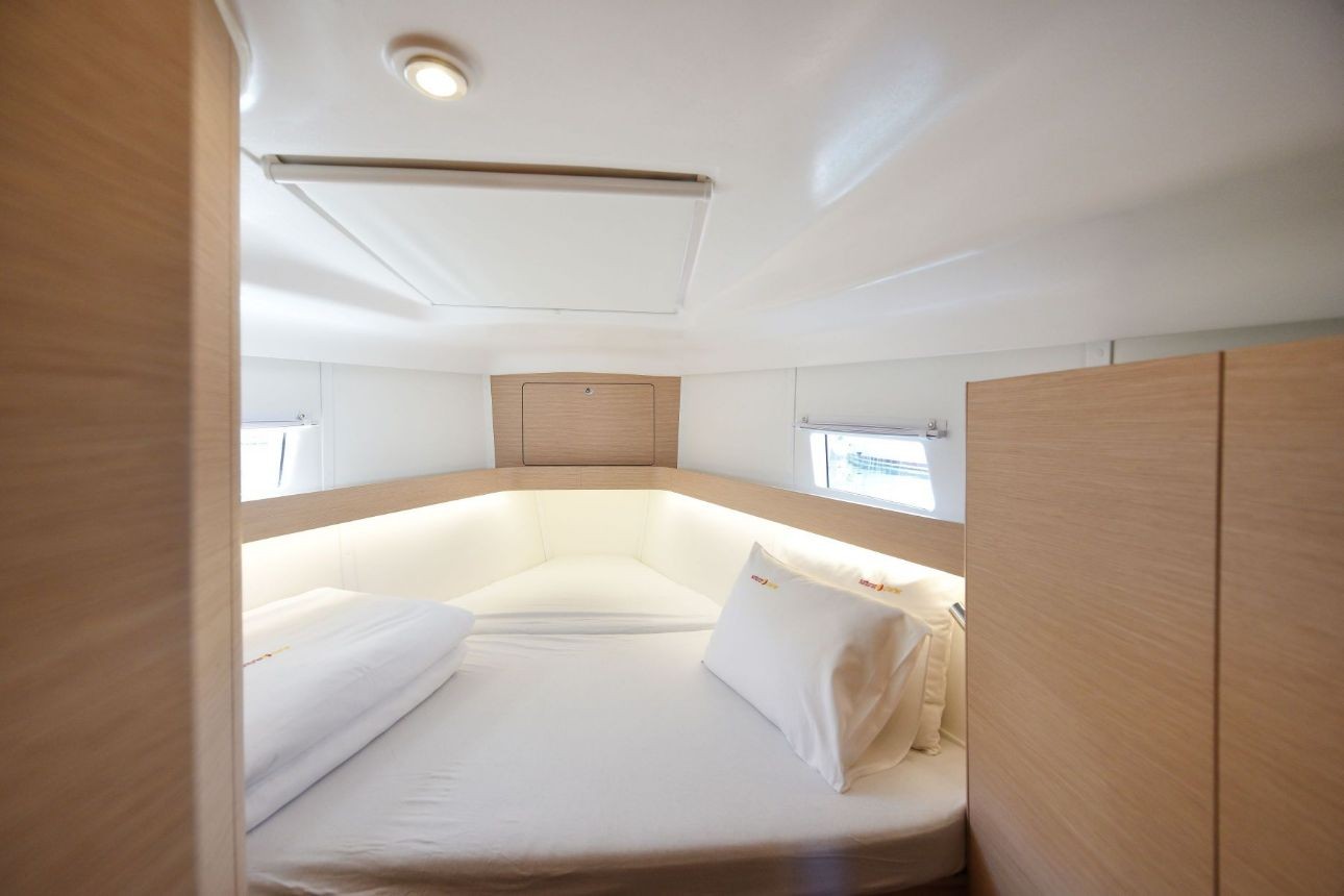 Elan Impression 45, Popaj | Yacht Charter Croatia