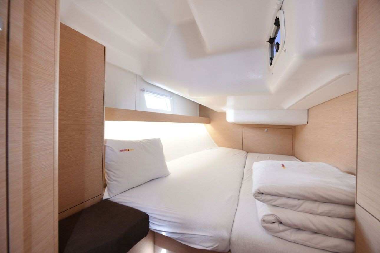 Elan Impression 45, Popaj | Yacht Charter Croatia