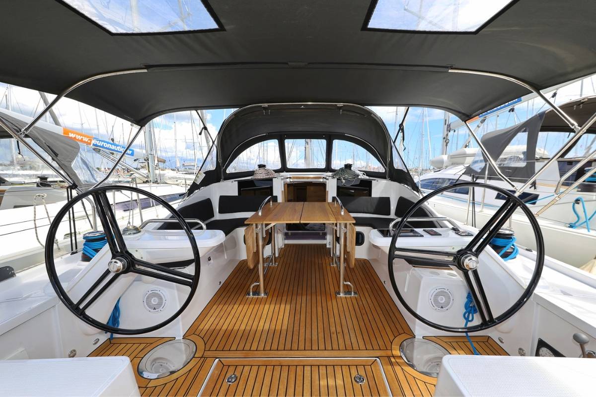 Elan Impression 45, Furija | Yacht Charter Croatia