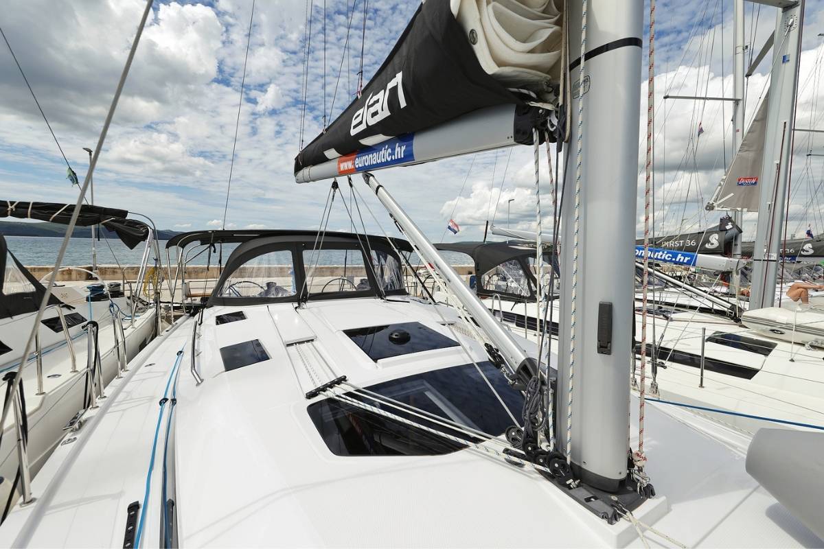 Elan Impression 45, Furija | Yacht Charter Croatia