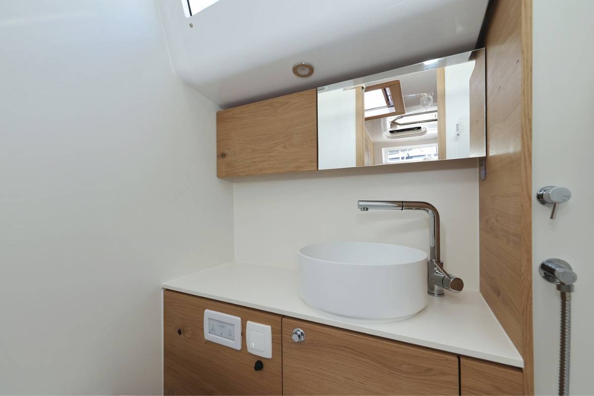 Elan Impression 45, Furija | Yacht Charter Croatia