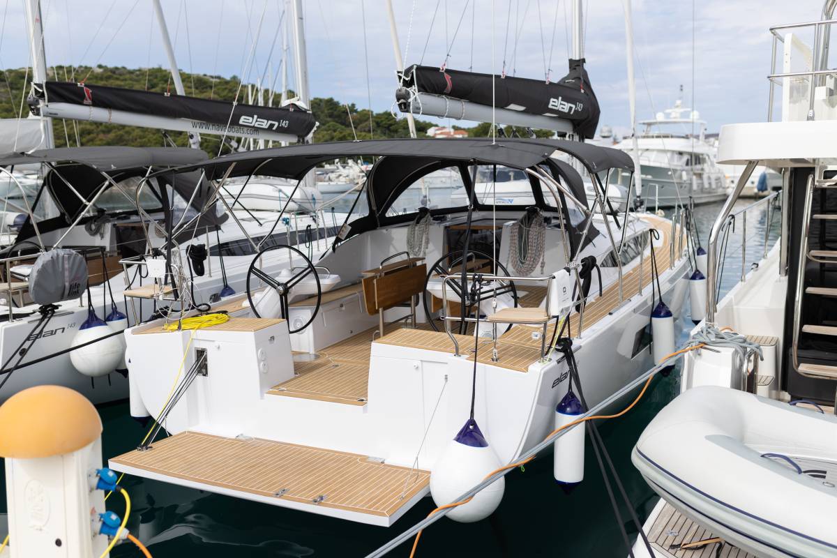 Elan Impression 45, Seabee Alpha | Yacht Charter Croatia