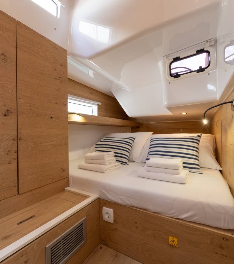 Elan Impression 45, Seabee Alpha | Yacht Charter Croatia
