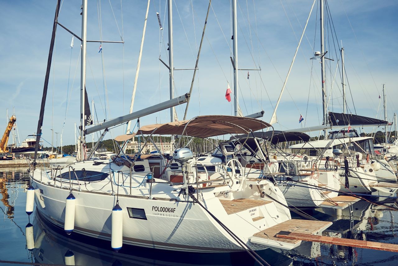 Elan Impression 45, Six Friends | Yacht Charter Croatia
