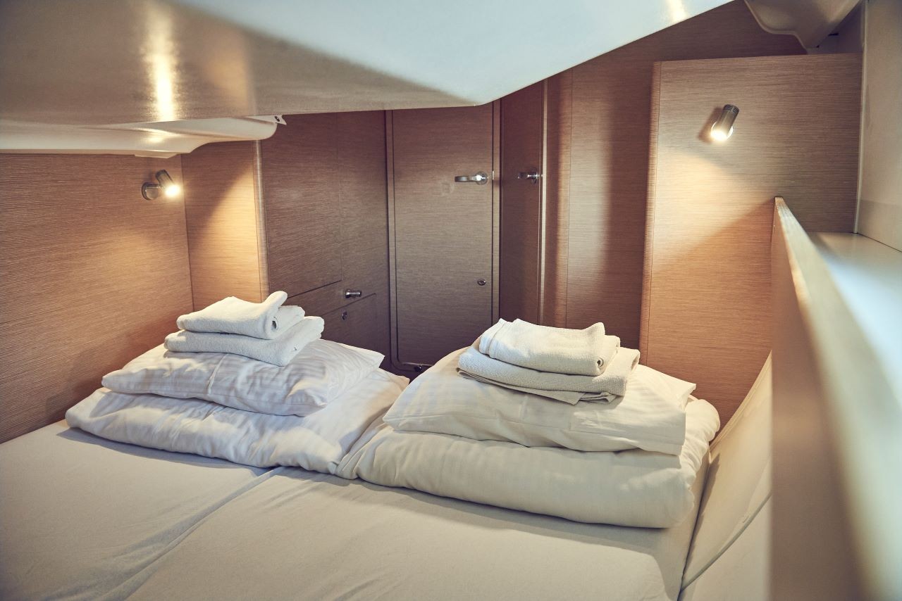 Elan Impression 45, Six Friends | Yacht Charter Croatia