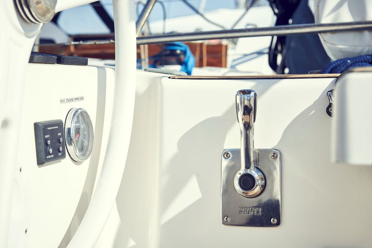 Elan Impression 45, Six Friends | Yacht Charter Croatia