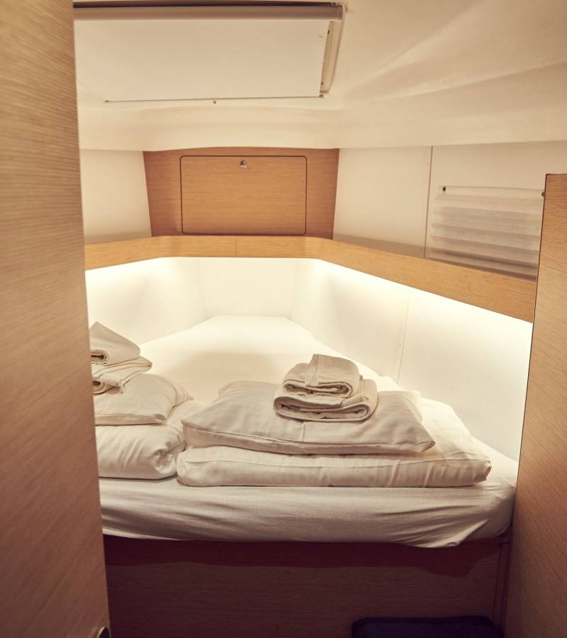 Elan Impression 45, Six Friends | Yacht Charter Croatia