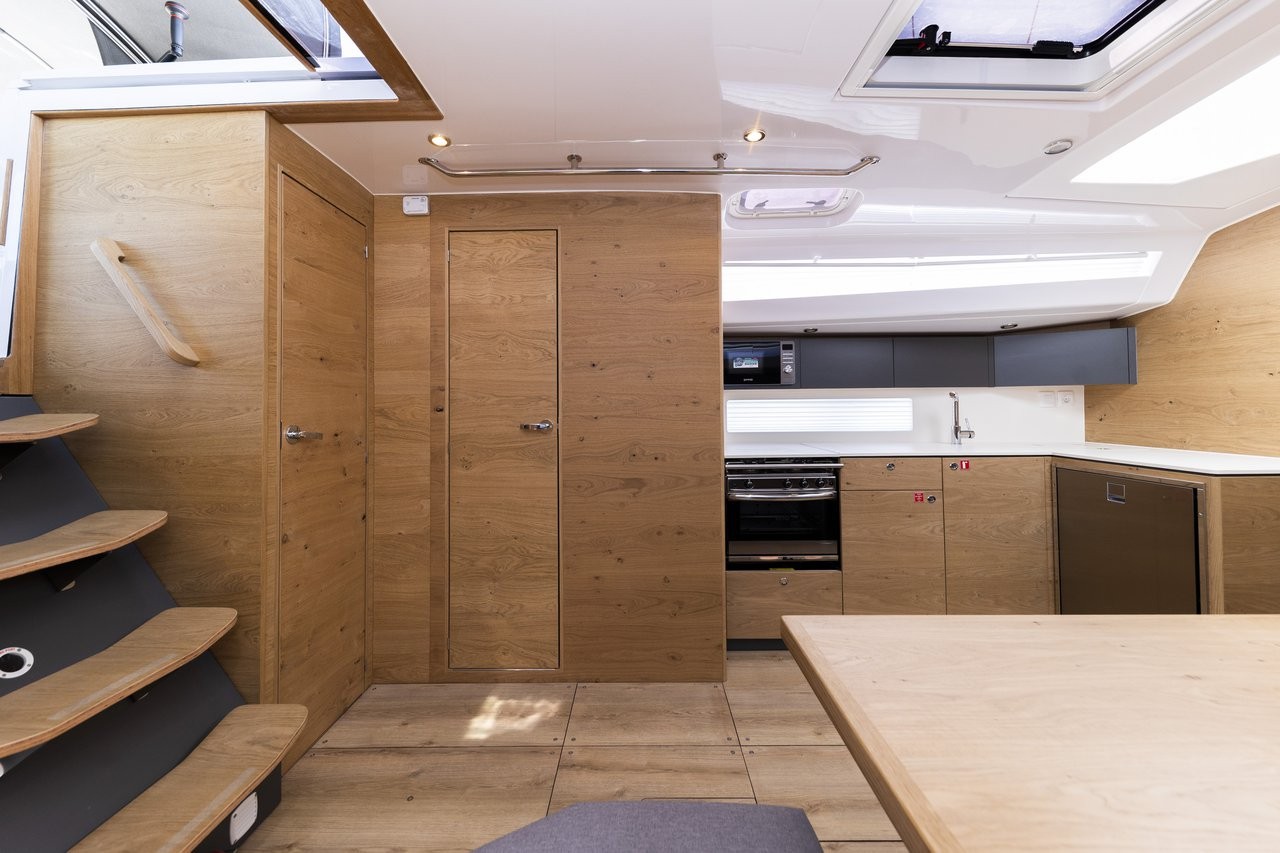 Elan Impression 45, Supreme | Yacht Charter Croatia