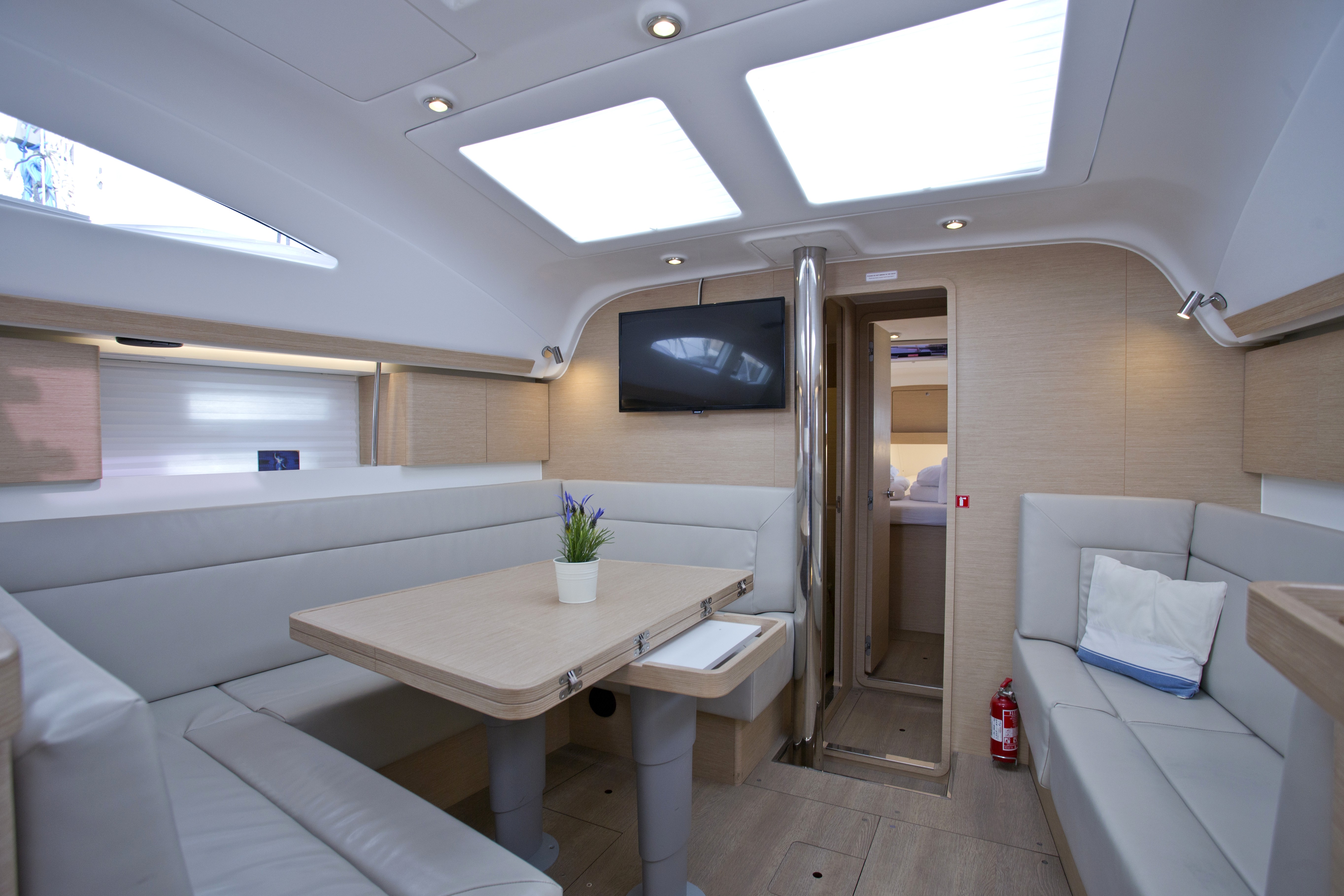 Elan Impression 45, Midnight | Yacht Charter Croatia