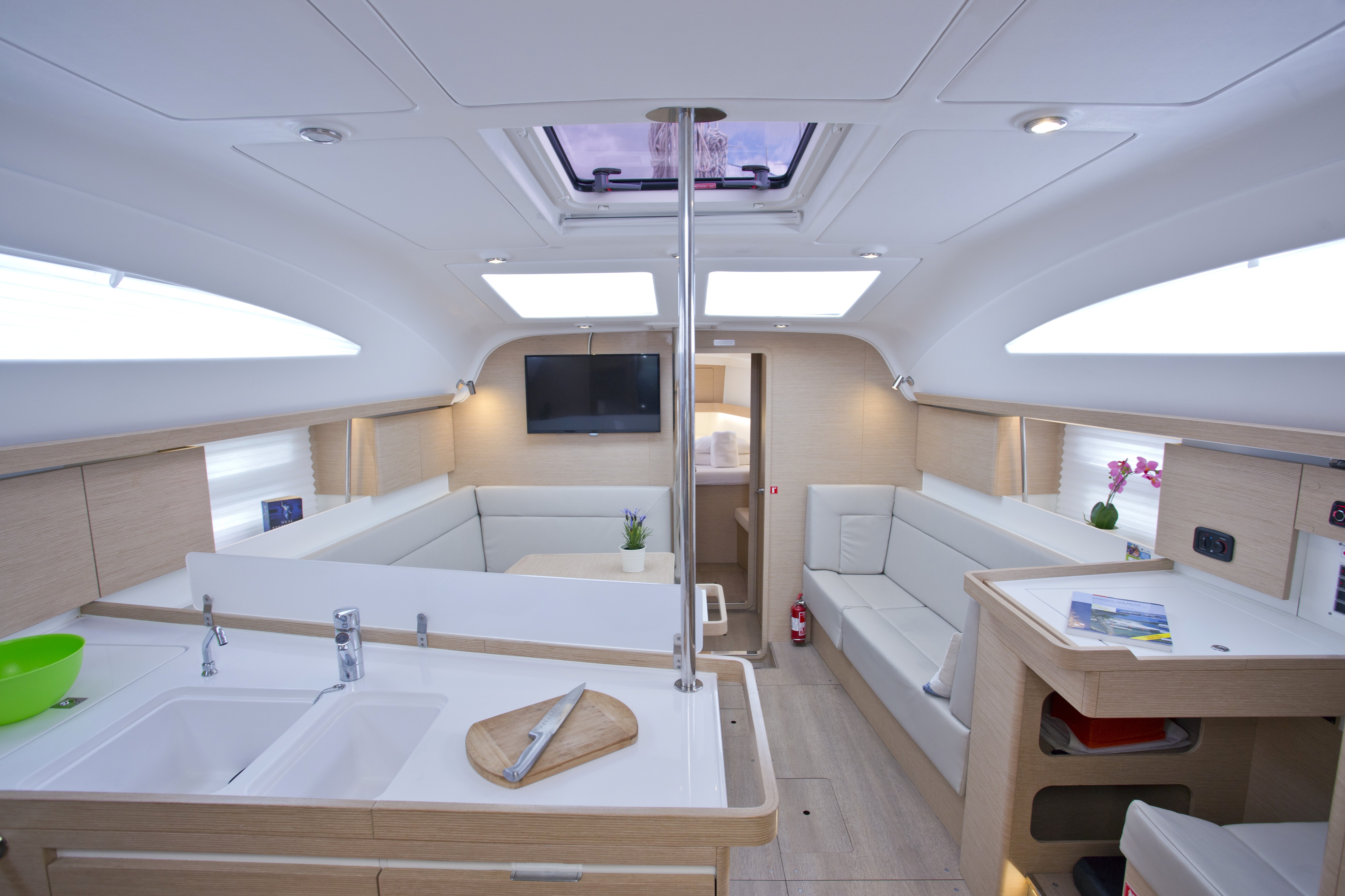 Elan Impression 45, Midnight | Yacht Charter Croatia