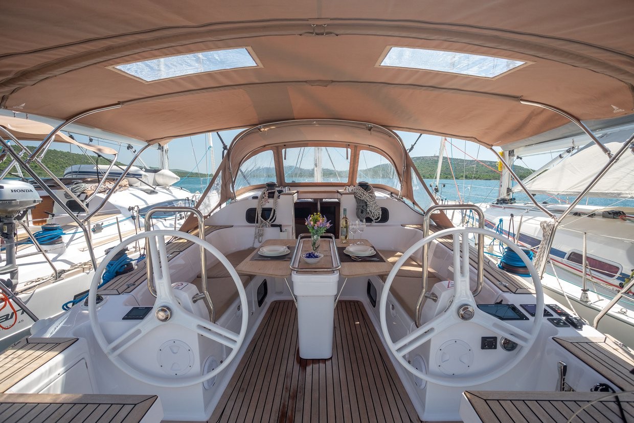 Elan Impression 45, Vera | Yacht Charter Croatia