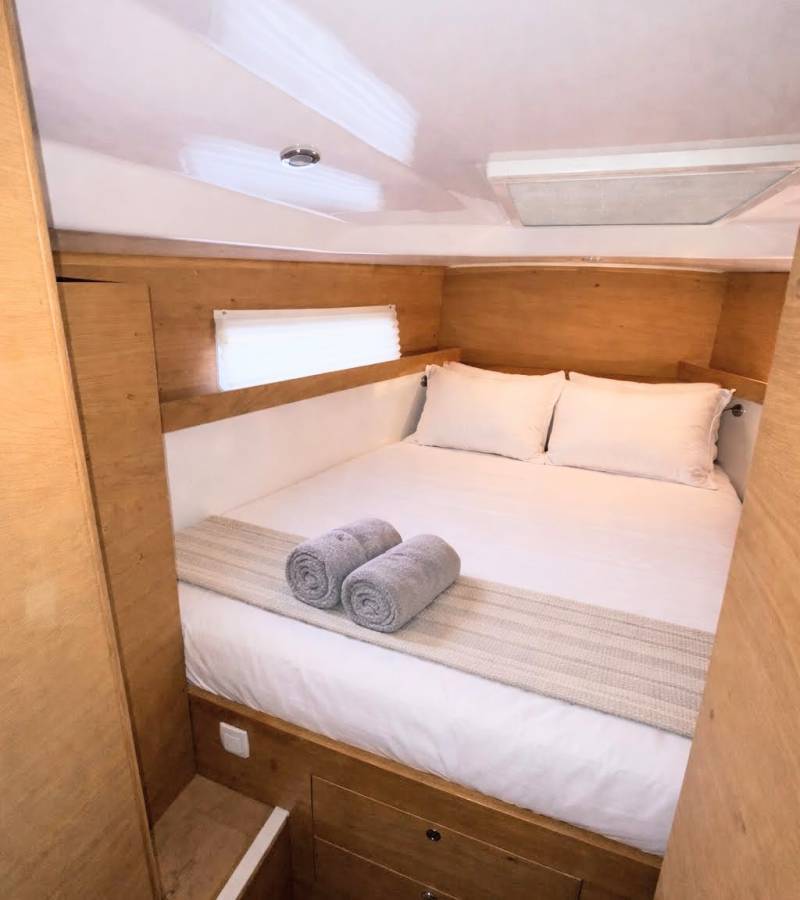 Elan Impression 45, First | Noleggio di Yacht Croazia