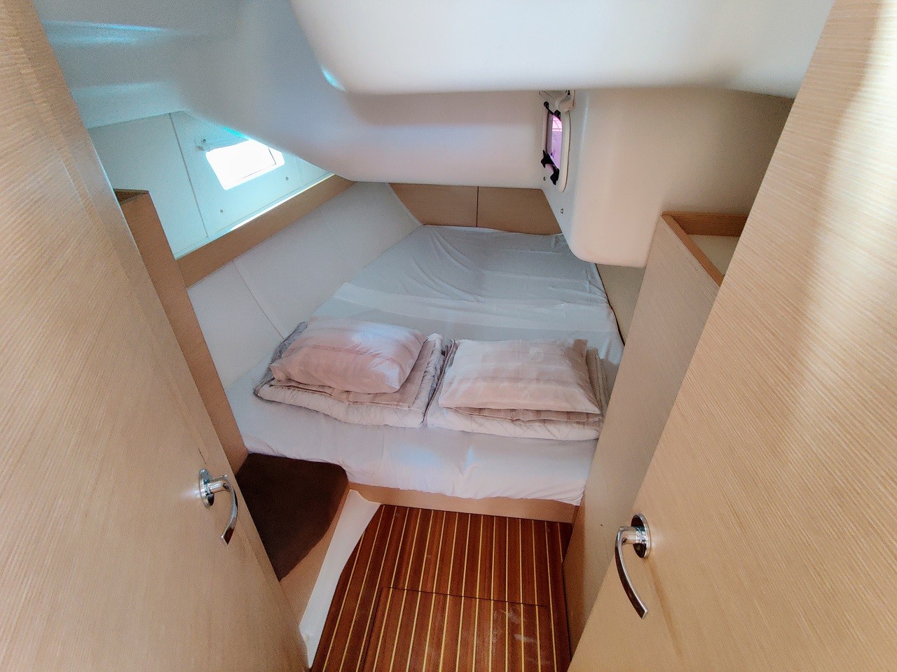 Elan Impression 45, Aciano | Yacht Charter Croatia