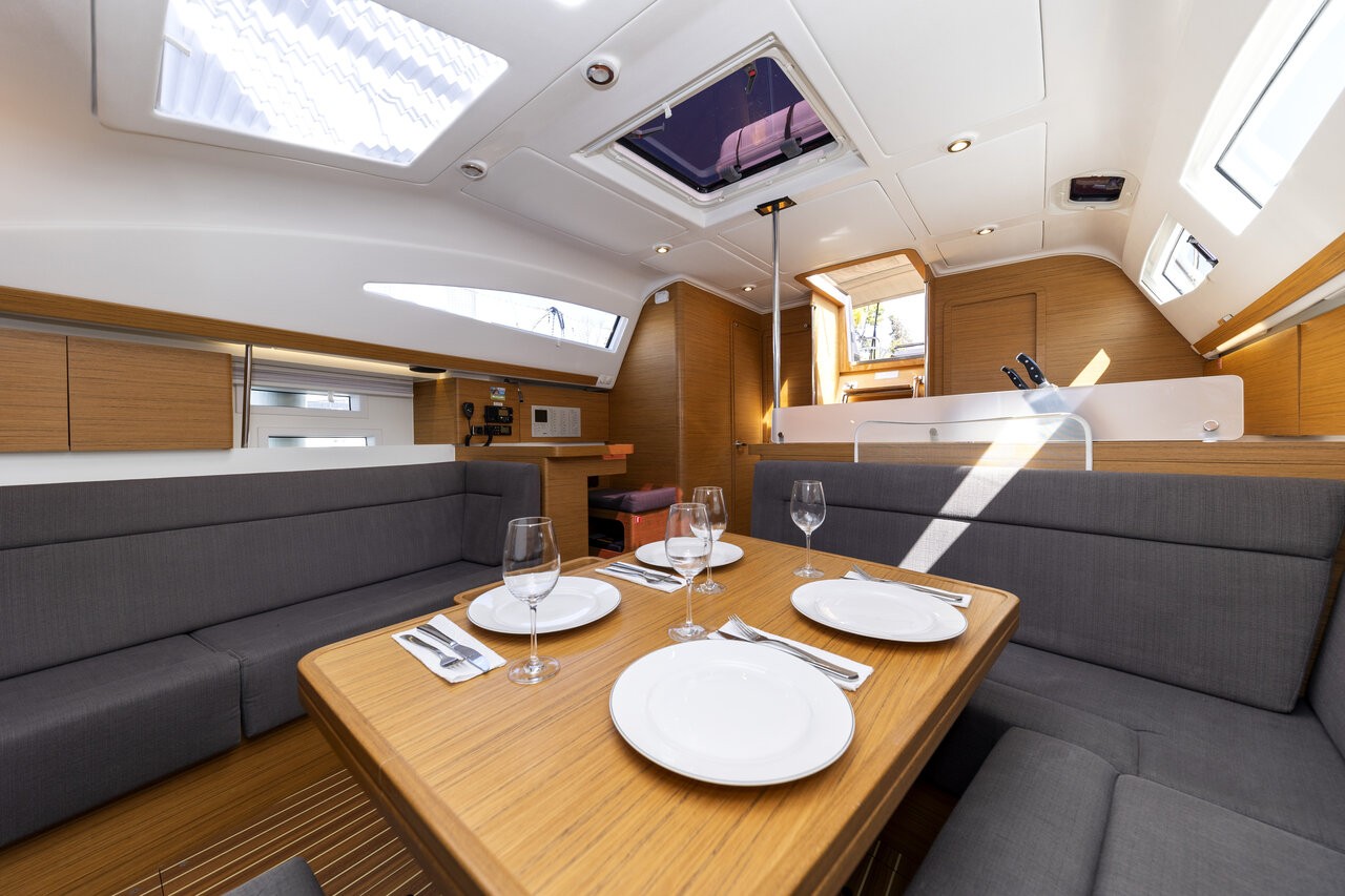 Elan Impression 45, Hotspot | Yacht Charter Croatia