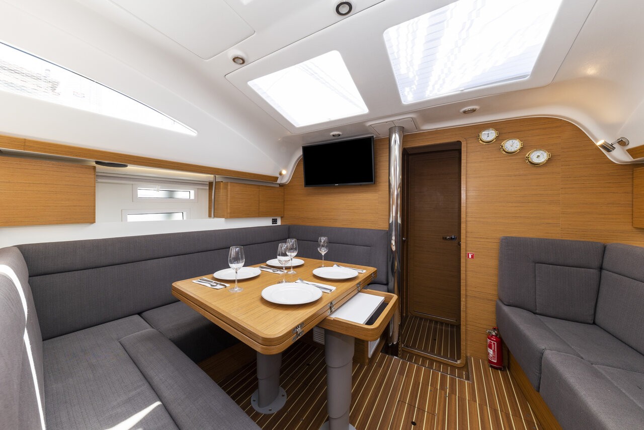 Elan Impression 45, Hotspot | Yacht Charter Croatia