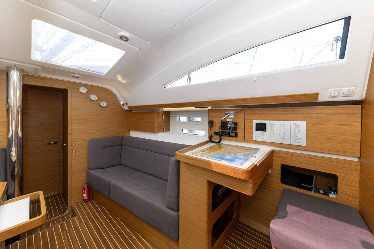 Elan Impression 45, Hotspot | Yacht Charter Croatia