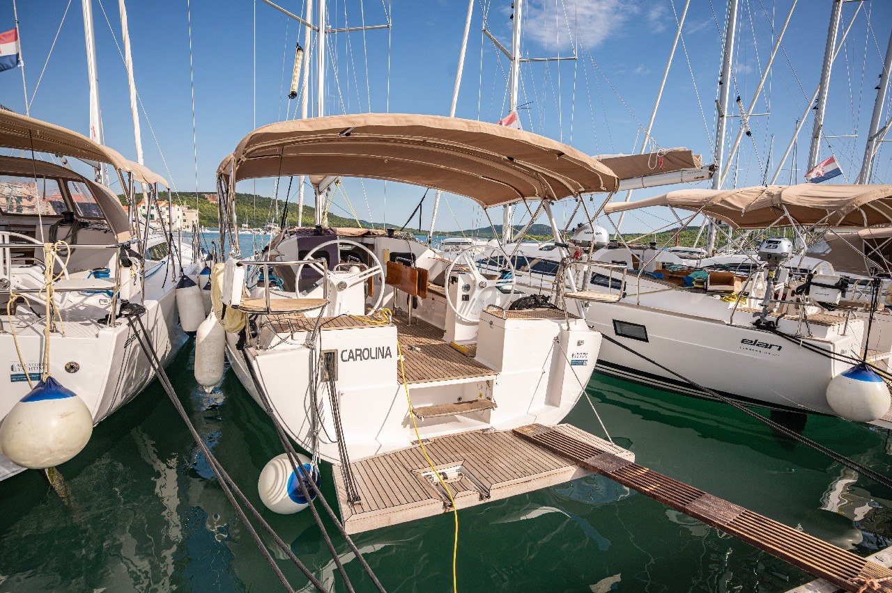 Elan Impression 45.1, Carolina | Yacht Charter Croatia