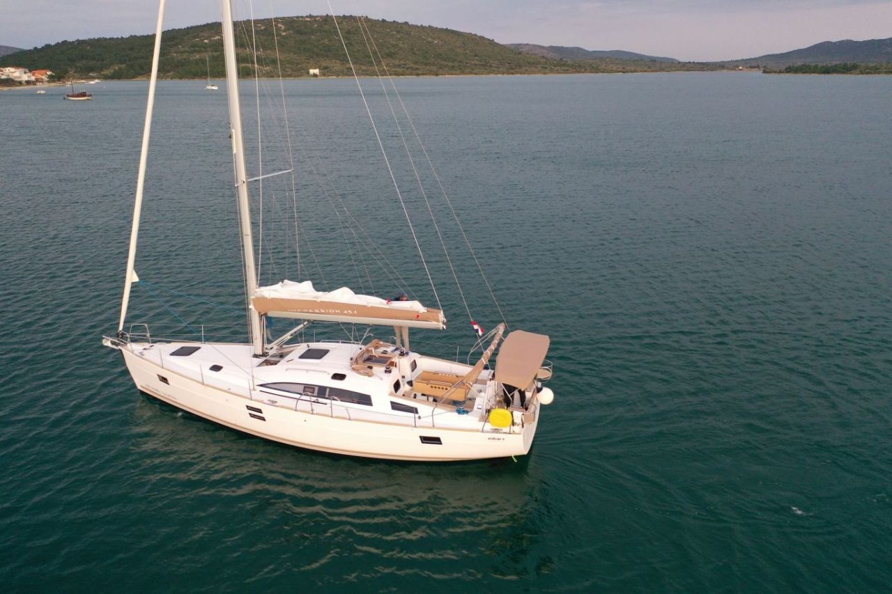 Elan Impression 45.1, Diana | Yacht Charter Croatia