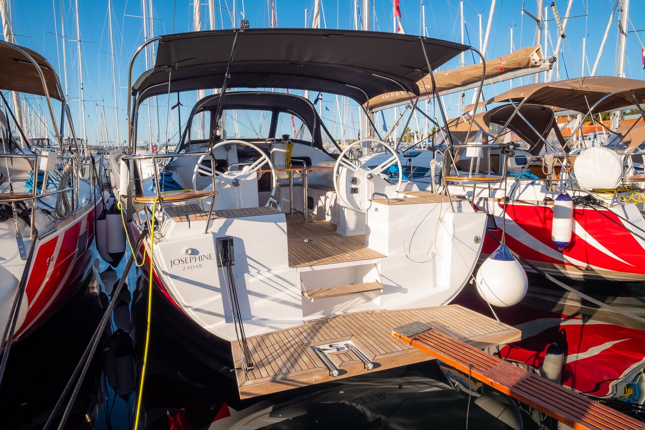 Elan Impression 45.1, Josephine | Yacht Charter Croatia