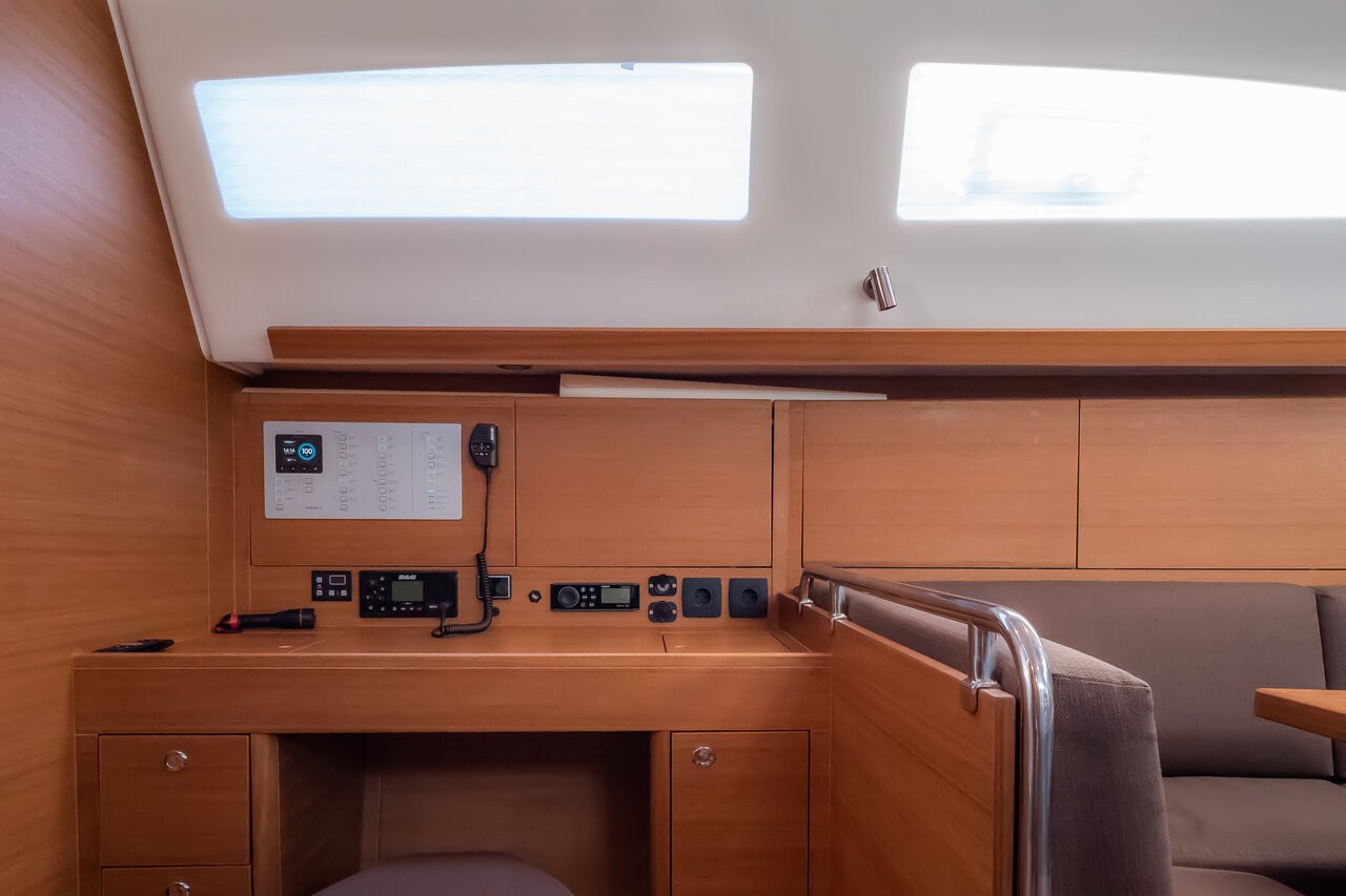 Elan Impression 45.1, Josephine | Yacht Charter Croatia