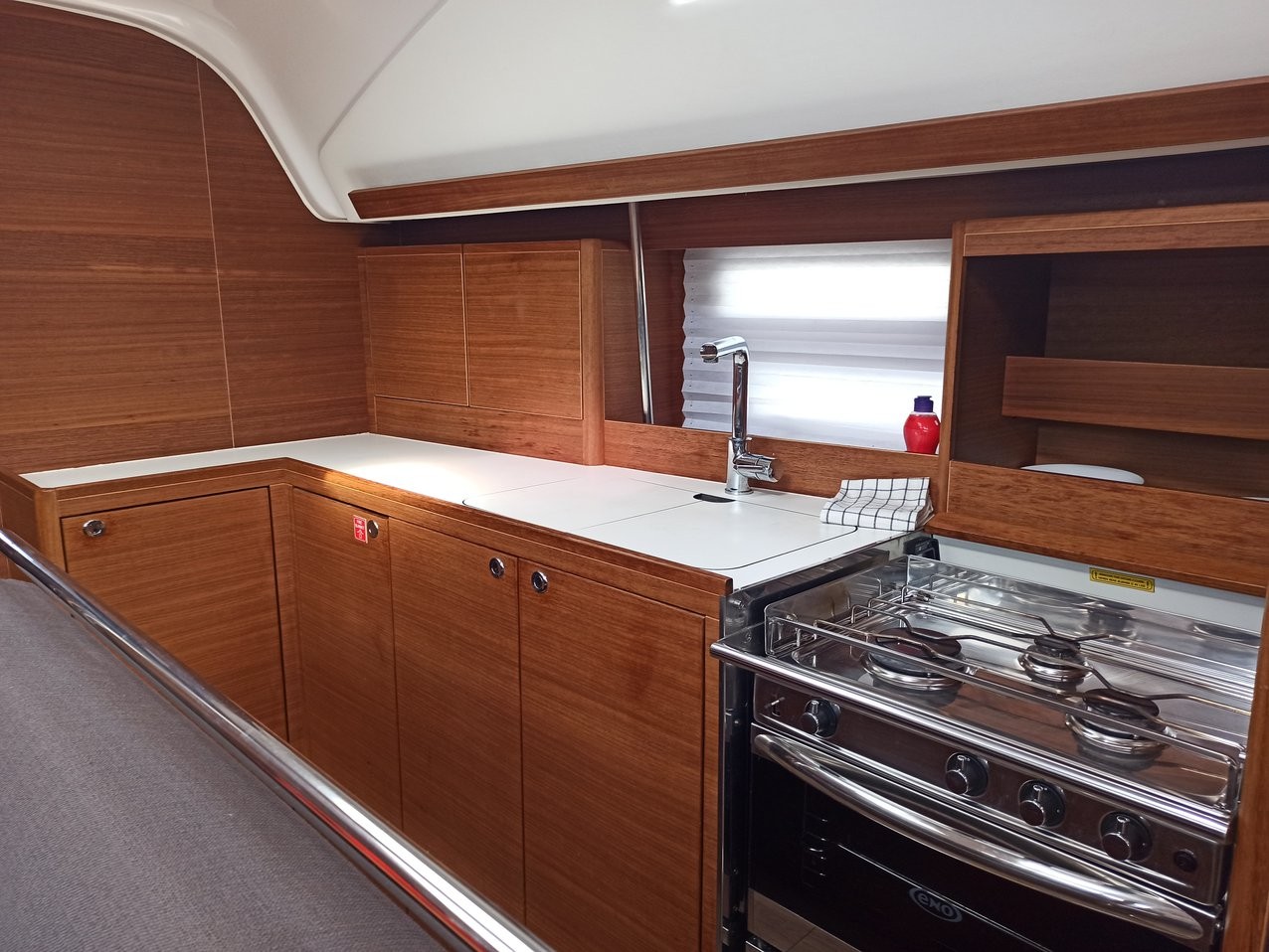 Elan Impression 45.1, AirTime 2 | Yacht Charter Croatia