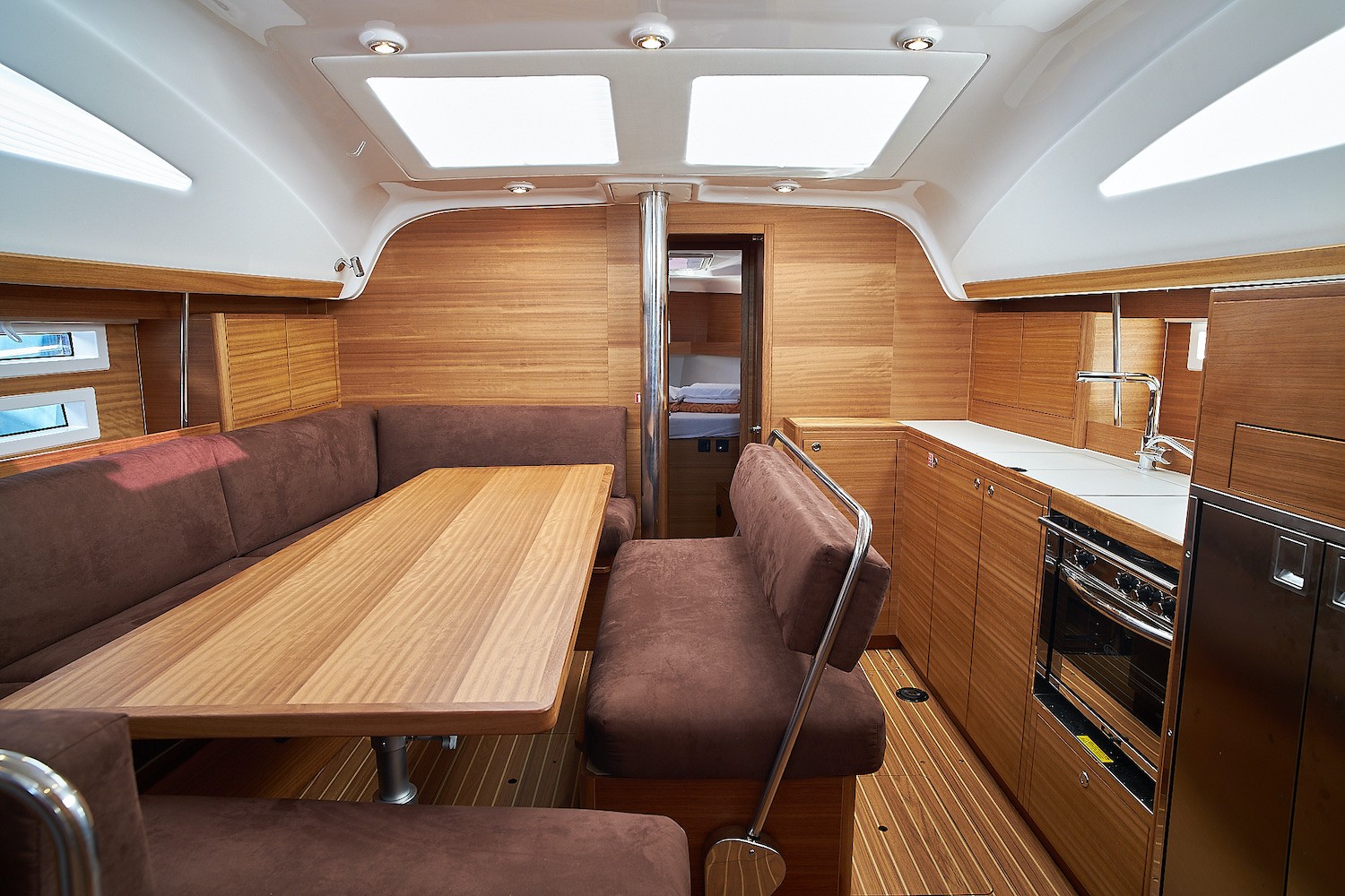 Elan Impression 45.1, Enya | Yacht Charter Croatia