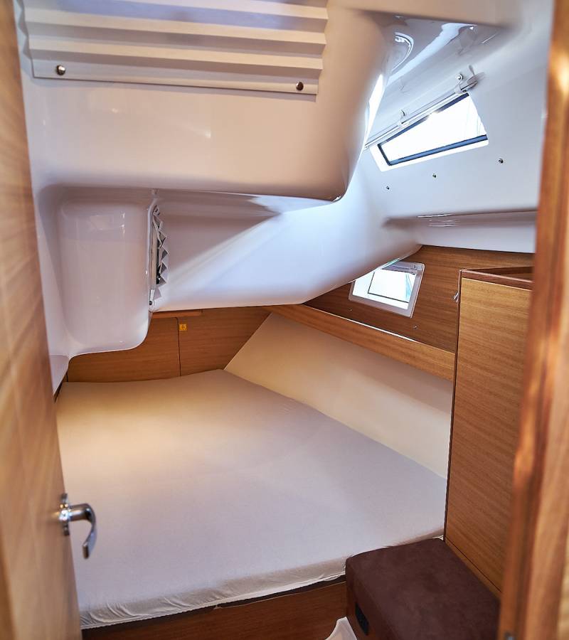 Elan Impression 45.1, Enya | Yacht Charter Croatia