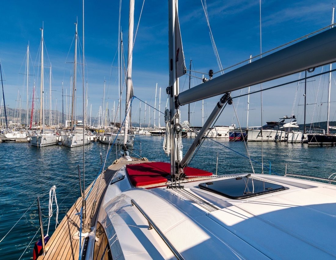 Elan Impression 45.1, Sax III | Yachtcharter Kroatien