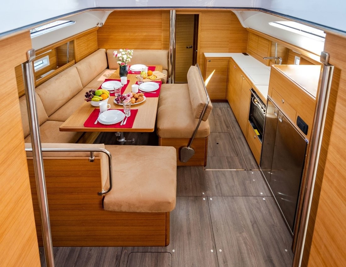 Elan Impression 45.1, Sax III | Yachtcharter Kroatien