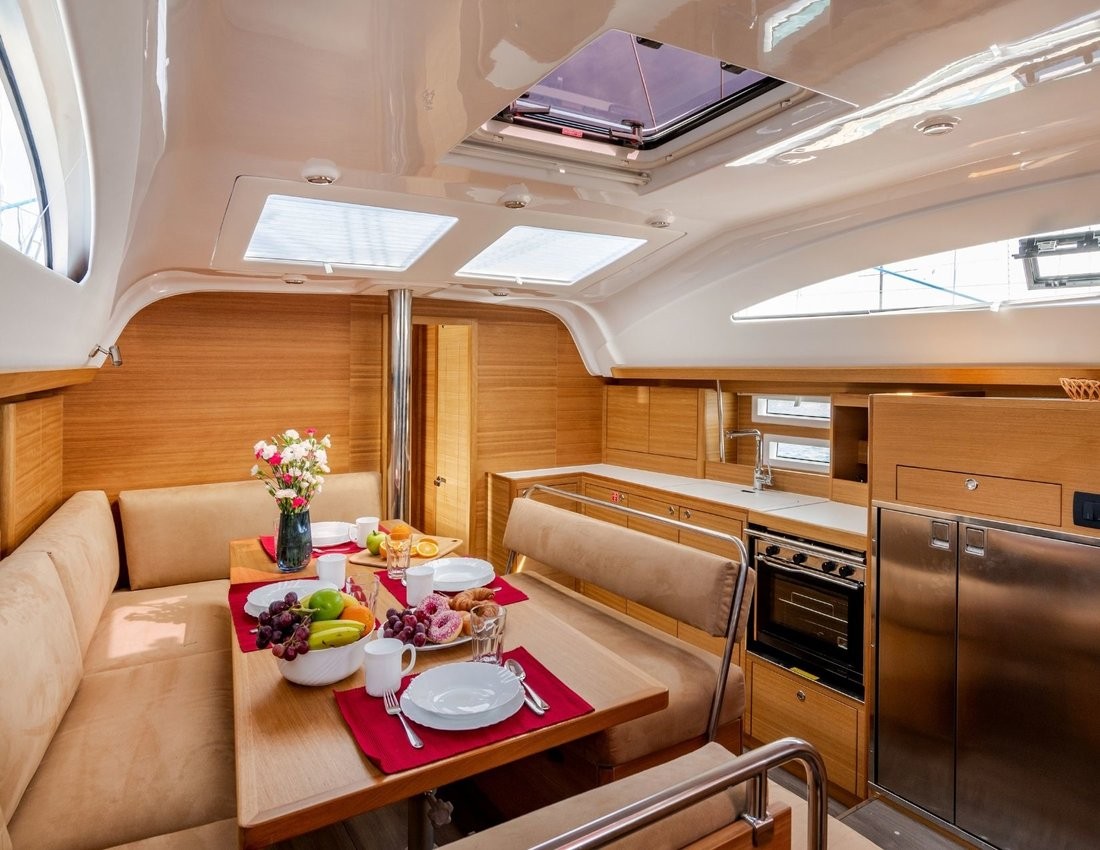 Elan Impression 45.1, Sax III | Yachtcharter Kroatien