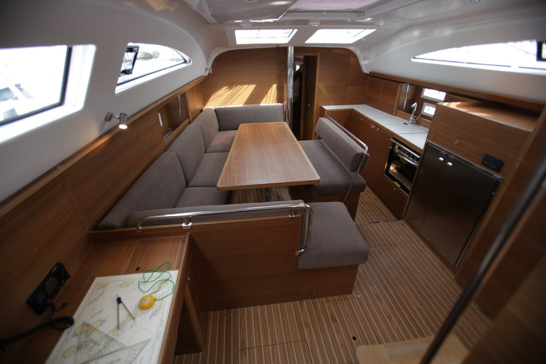 Elan Impression 45.1, Kristi | Yacht Charter Croatia