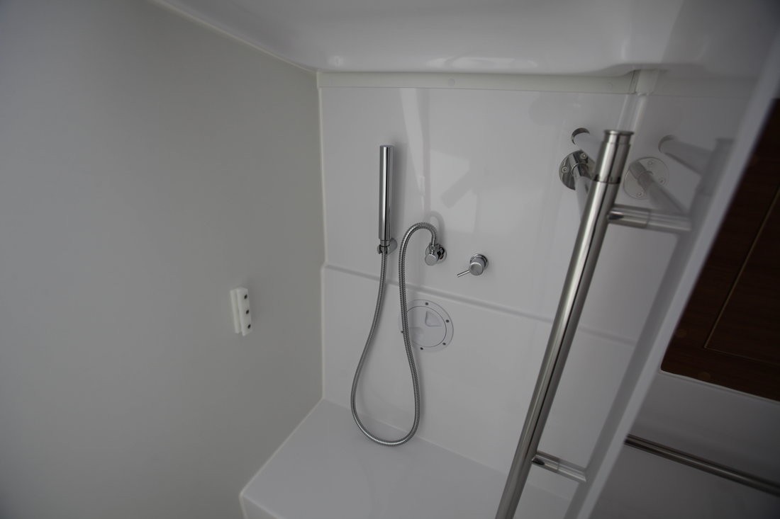 Elan Impression 45.1, Kristi | Yacht Charter Croatia