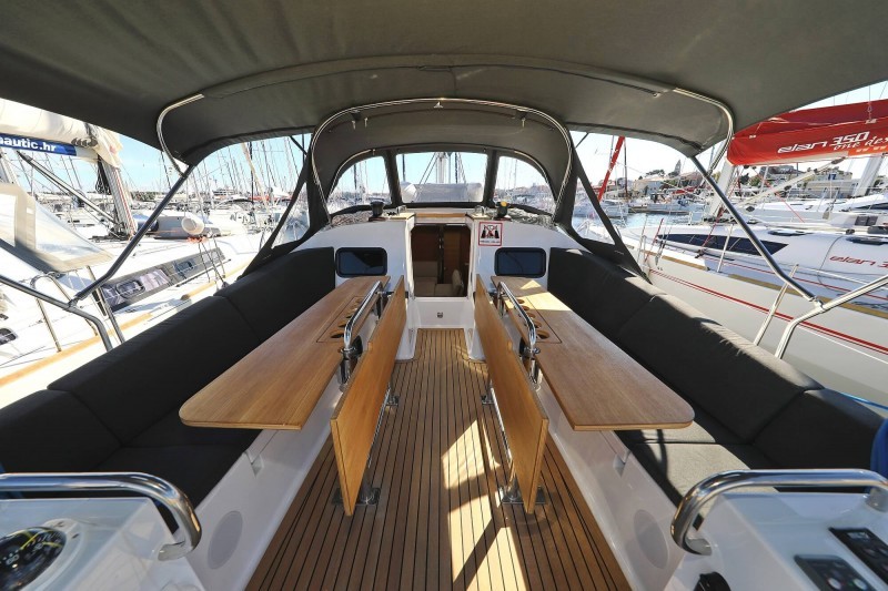 Elan Impression 45.1, Ianira | Yacht Charter Croatia