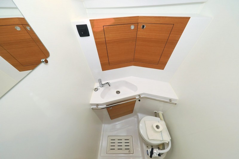 Elan Impression 45.1, Ianira | Yacht Charter Croatia